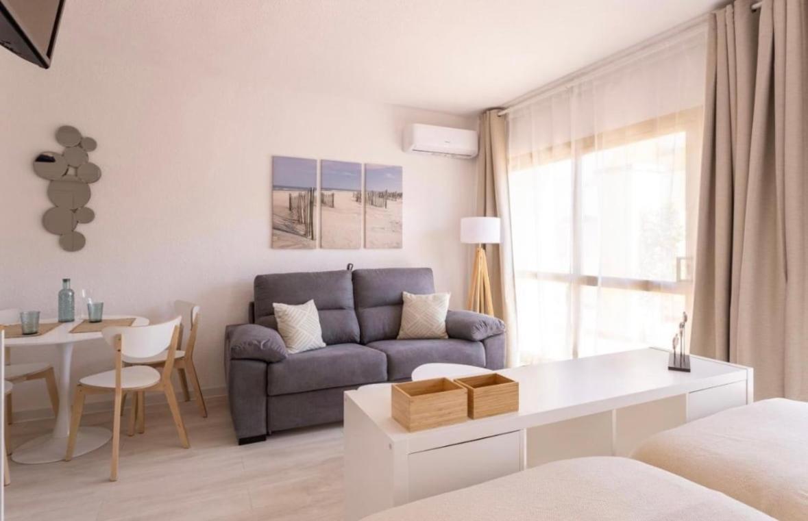 Nikkibeachfront Appartamento